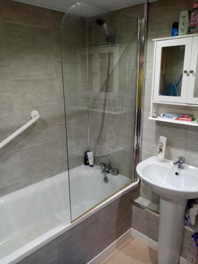East Belfast Rooms Available Long Or Short Term Accommodation Szoba fotó
